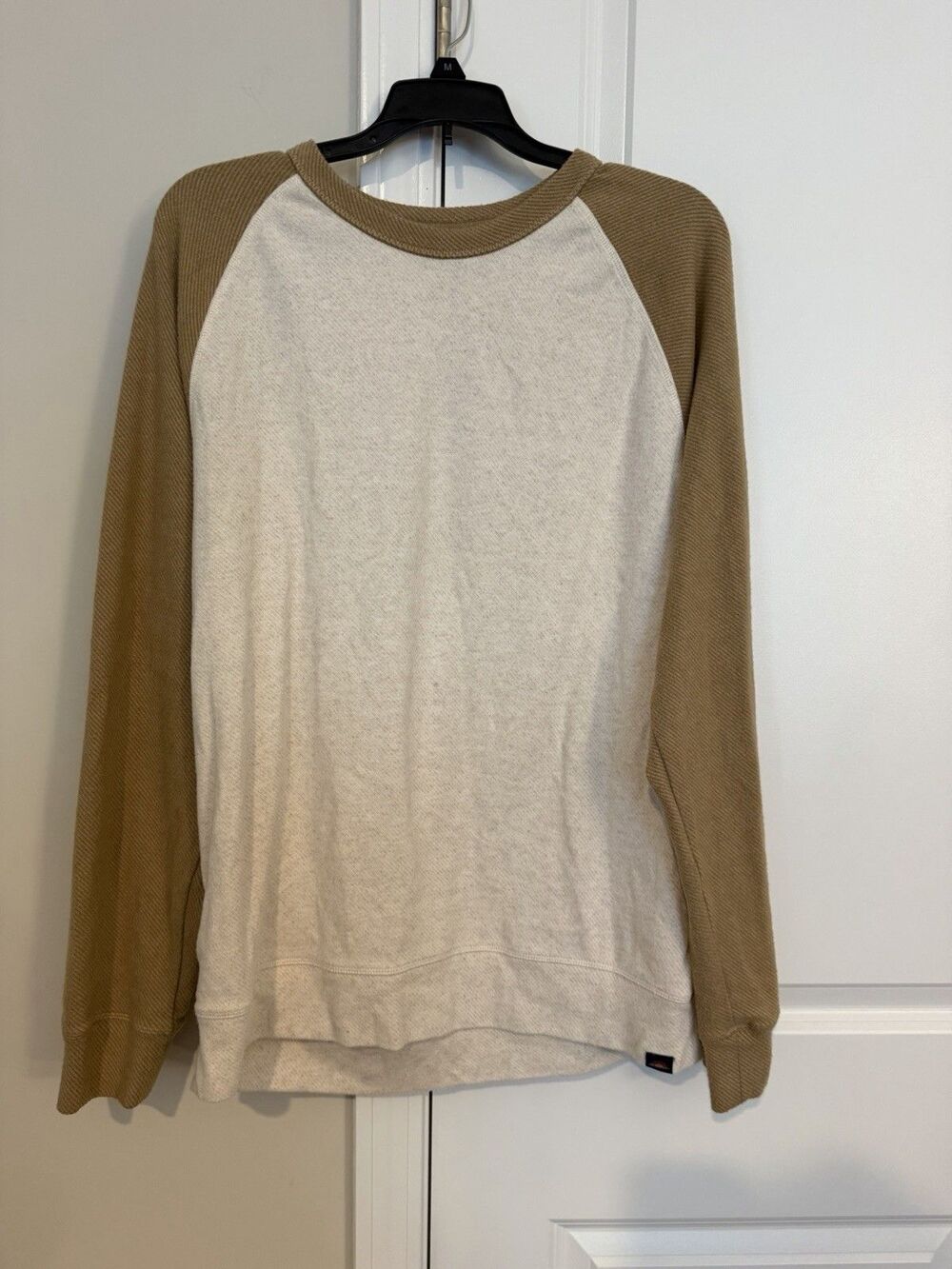 Faherty Brand Men Legend Cream/Brown Twill Baseball Sweater Crewneck Size Large